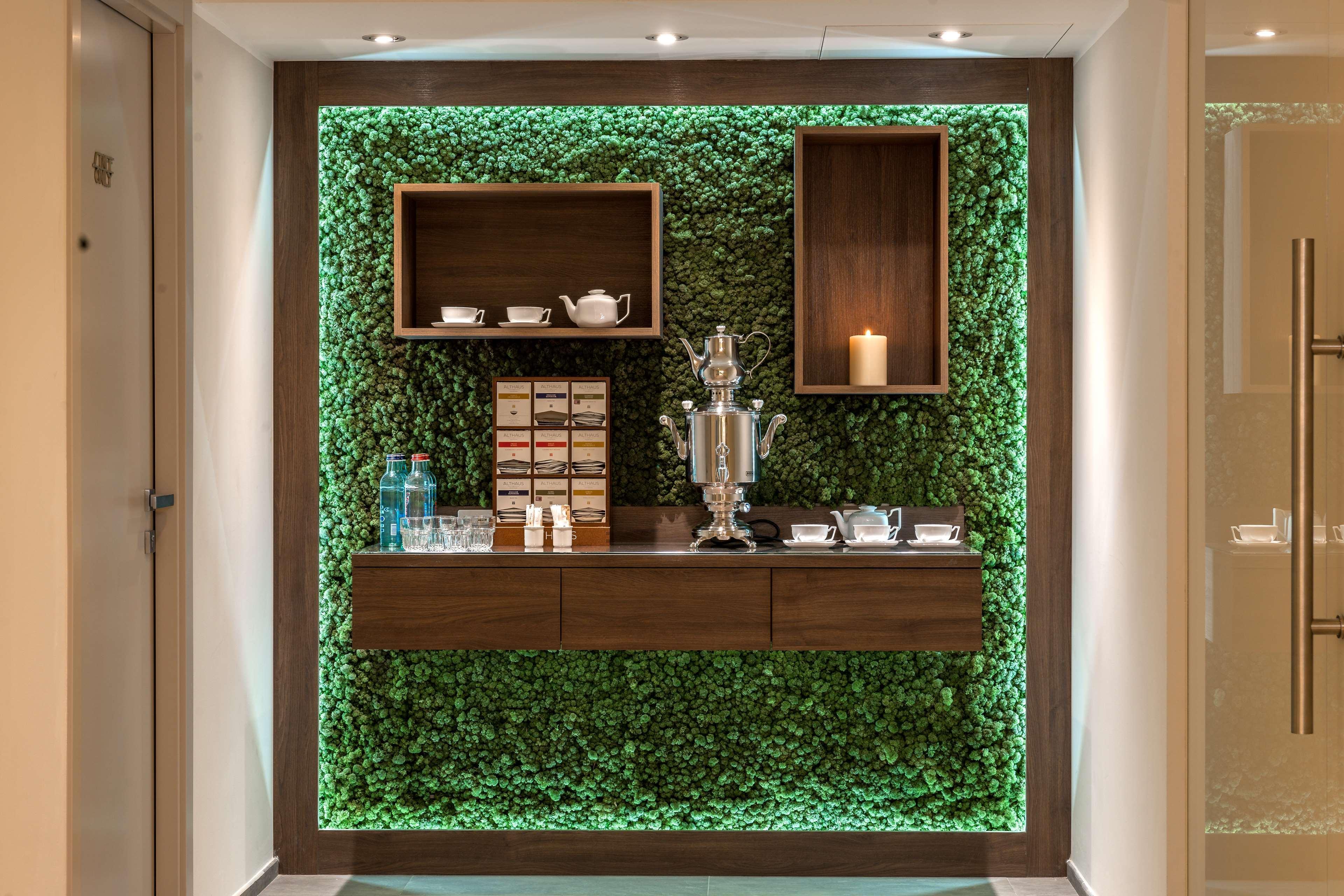 Doubletree By Hilton Yerevan City Centre Extérieur photo